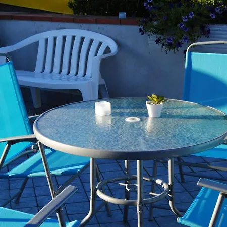 לינה וארוחת בוקר Grace