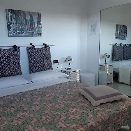 Grace לינה וארוחת בוקר 3*