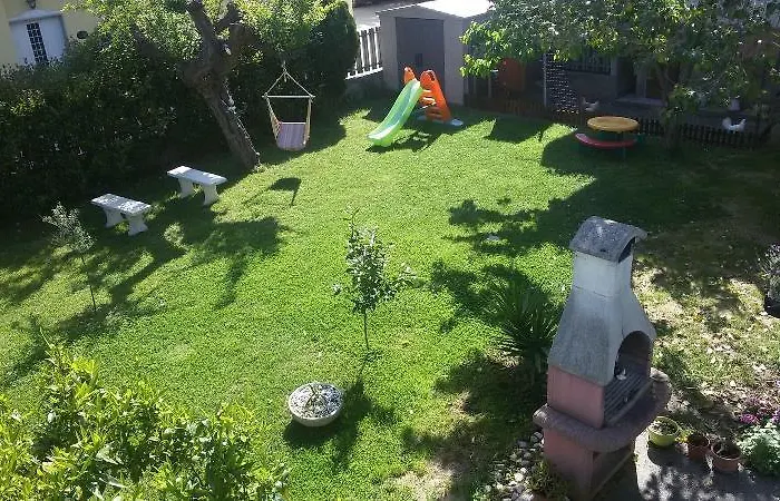 Grace לינה וארוחת בוקר